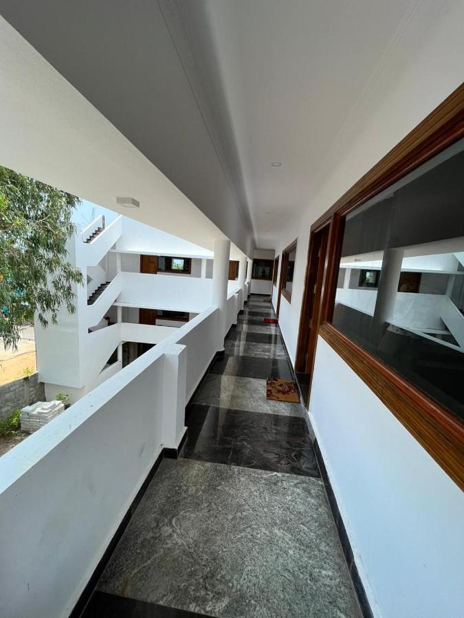 Anand Beach Guesthouse By Moonrocks Mahabalipuram Exterior foto